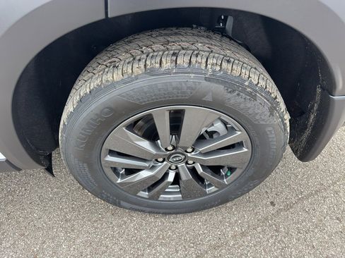 New 2026 Nissan Pathfinder SV image 26