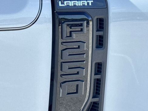 Used 2024 Ford F250 Lariat w/ Sport Appearance Package image 9
