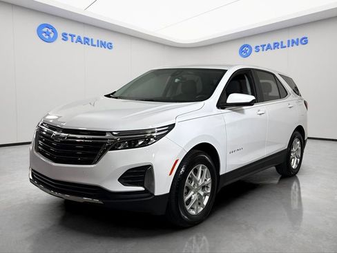 Certified 2024 Chevrolet Equinox LT image 2