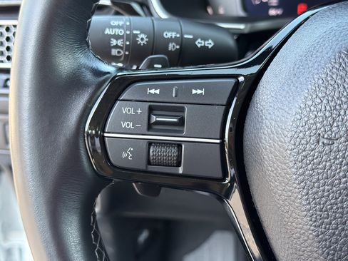 Used 2022 Honda Civic Touring image 23