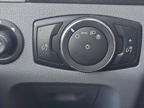 Used 2019 Ford Transit 350 XLT RWD image 12
