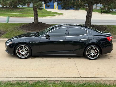 Used 2015 Maserati Ghibli S Q4 AWD/4WD image 8