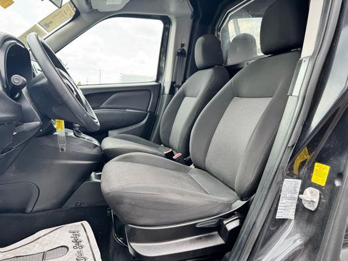 Used 2022 RAM ProMaster City Tradesman FWD image 17