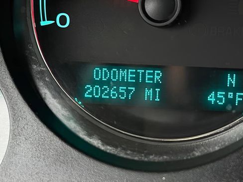 Used 2014 GMC Yukon Denali image 37