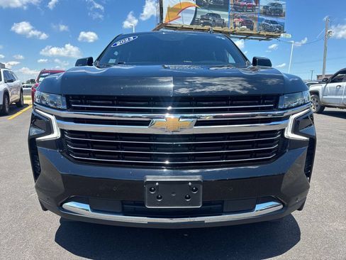 Used 2023 Chevrolet Suburban LT AWD/4WD image 11