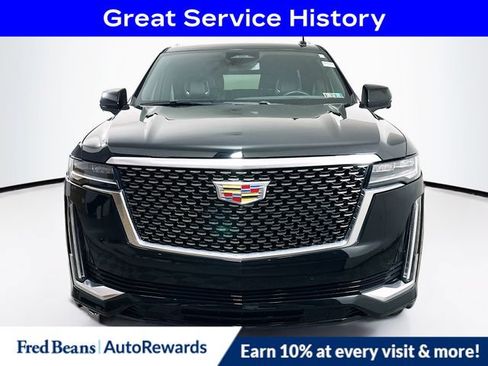 Used 2021 Cadillac Escalade Luxury AWD/4WD image 2