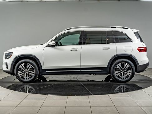 Certified 2026 Mercedes-Benz GLB 250 4MATIC image 8