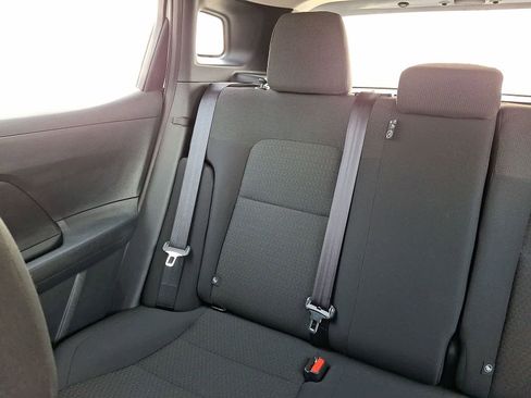 Used 2025 Nissan Kicks S AWD/4WD image 13