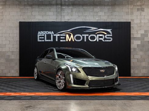 Used 2018 Cadillac CTS V w/ Carbon Fiber Package RWD image 2