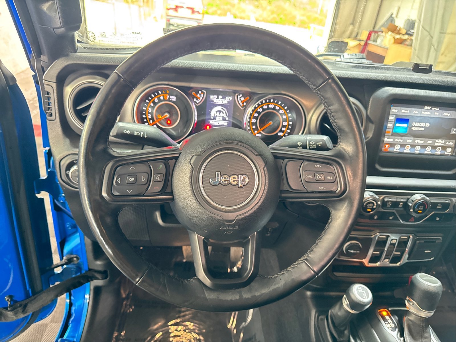 Used 2021 Jeep Gladiator Sport AWD/4WD image 17