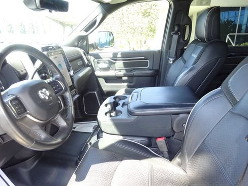 Used 2022 RAM 2500 Laramie AWD/4WD image 14