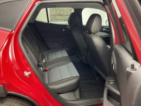 New 2026 Chevrolet Trax LT image 27