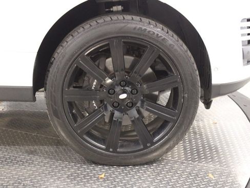 Used 2021 Land Rover Range Rover P525 Westminster Edition LWB image 17