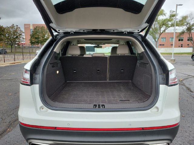 Used 2022 Lincoln Nautilus Reserve AWD/4WD image 27