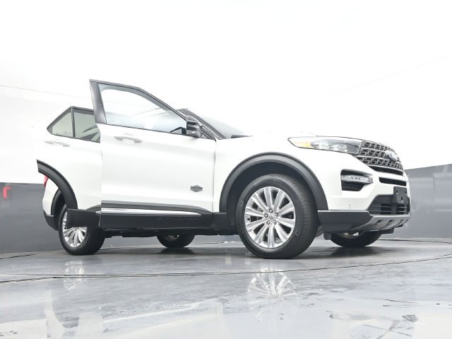 Used 2023 Ford Explorer King Ranch w/ Technology Package AWD/4WD image 45