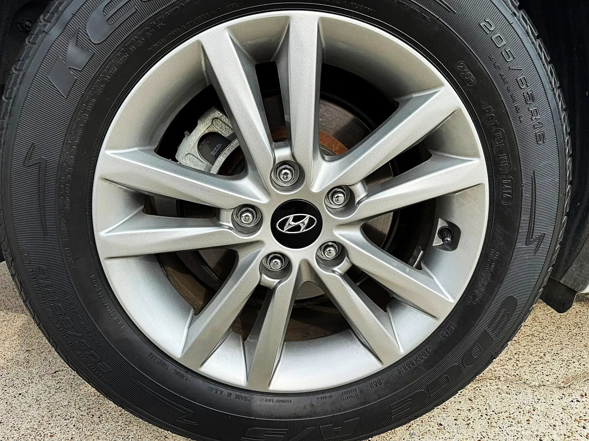 Used 2015 Hyundai Sonata SE FWD image 12