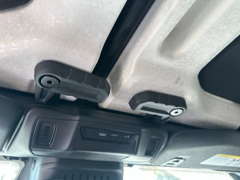Used 2026 Jeep Wrangler Unlimited Rubicon AWD/4WD image 45