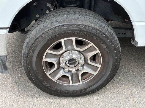 Used 2025 Ford F250 Lariat AWD/4WD image 11
