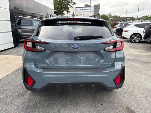 Used 2025 Subaru Crosstrek 2.5i Premium AWD/4WD image 4