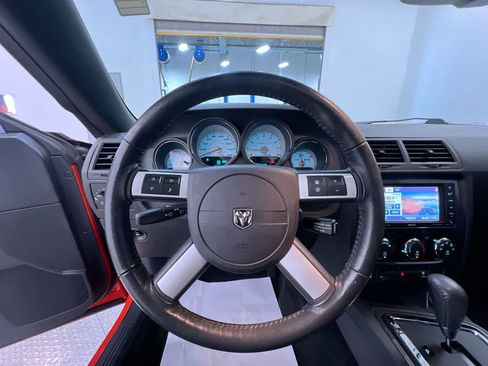 Used 2008 Dodge Challenger SRT8 RWD image 15