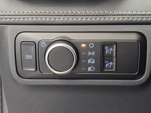 Used 2025 Ford Mustang GT Premium RWD image 23