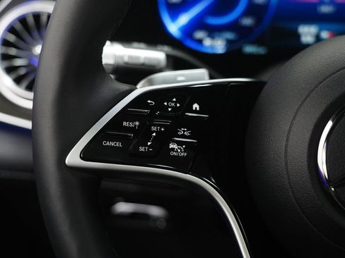 Used 2026 Mercedes-Benz EQS 550 4MATIC SUV image 19