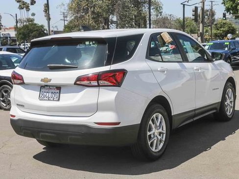 Used 2023 Chevrolet Equinox LS FWD image 9
