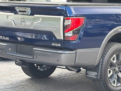 Used 2020 Nissan Titan Platinum Reserve w/ Moonroof Package AWD/4WD image 7