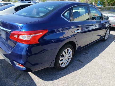 Used 2016 Nissan Sentra S FWD image 4