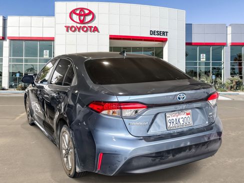 Certified 2025 Toyota Corolla LE w/ LE Premium Package image 5