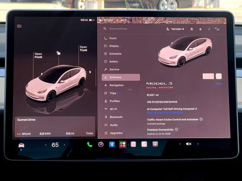 Used 2022 Tesla Model 3 Performance AWD/4WD image 17