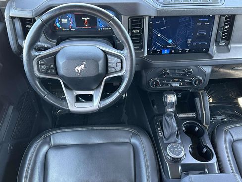 Used 2025 Ford Bronco Badlands AWD/4WD image 13