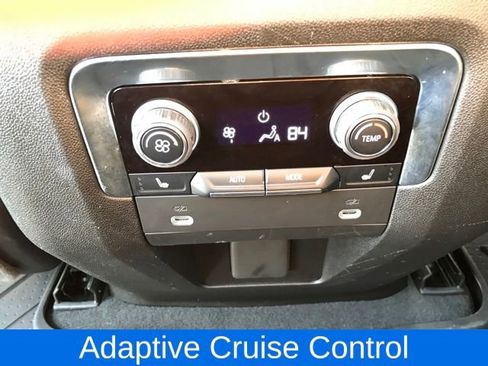 Used 2024 Chevrolet Suburban RST w/ Luxury Package image 21