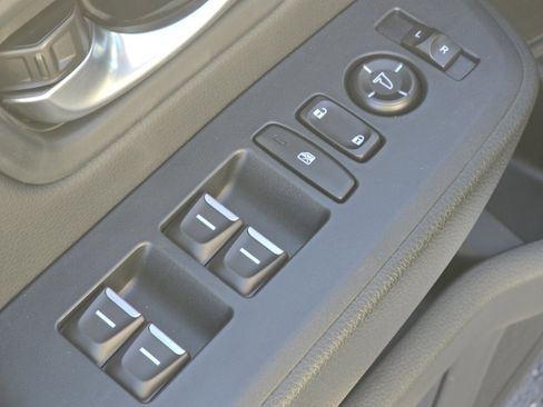 New 2025 Honda Pilot Touring image 27