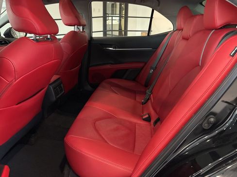 Used 2021 Toyota Camry XSE image 18