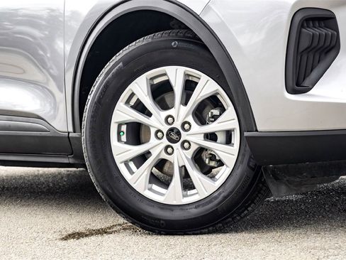 Used 2023 Ford Escape Active image 2