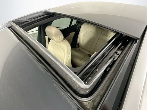 Used 2017 Mercedes-Benz GLC 300 4MATIC w/ Premium 1 Package image 22
