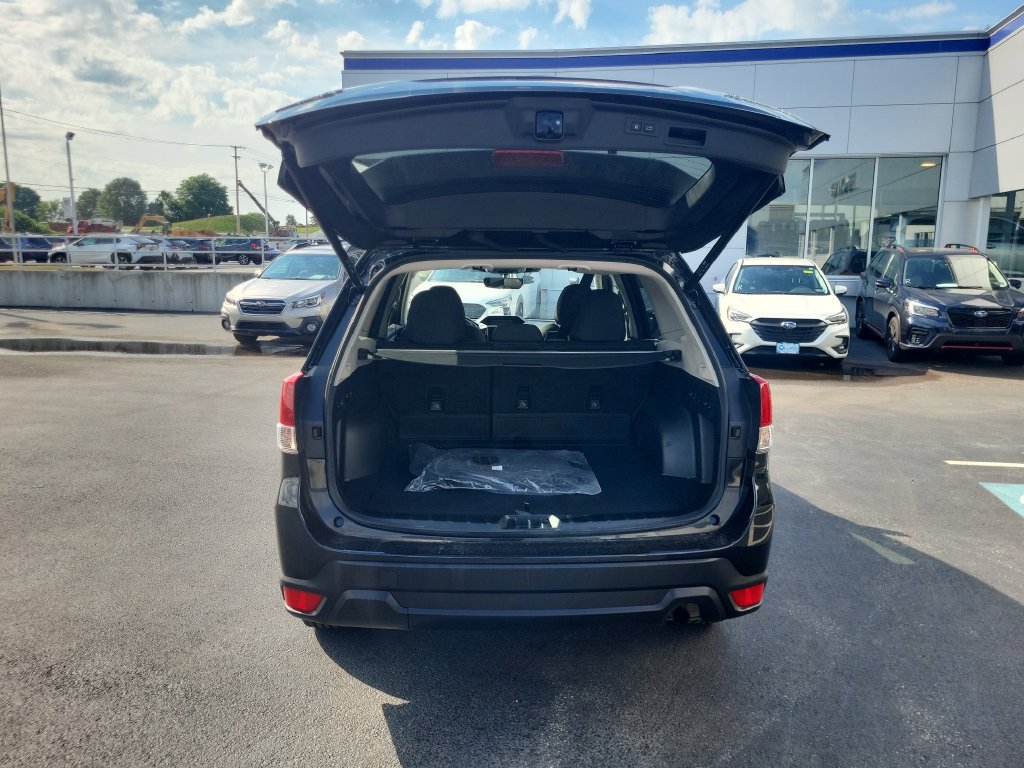 Used 2024 Subaru Forester Premium AWD/4WD image 14