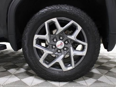 Used 2023 GMC Sierra 1500 SLT w/ SLT Premium Package AWD/4WD image 48