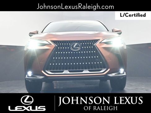 Certified 2025 Lexus NX 250 FWD w/ Premium Package image 18