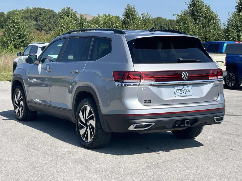Used 2024 Volkswagen Atlas SE AWD/4WD image 5