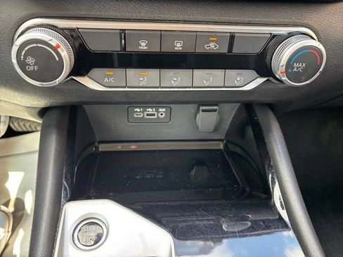 Used 2024 Nissan Altima 2.5 SR FWD image 26