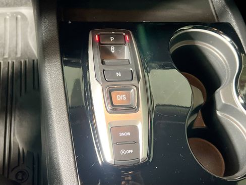 Used 2021 Honda Pilot Touring image 25