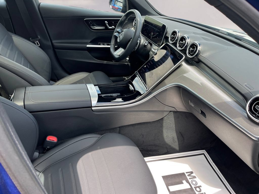 Certified 2026 Mercedes-Benz C 300 4MATIC Sedan image 14