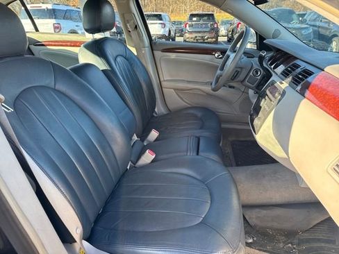 Used 2006 Buick Lucerne CX image 10