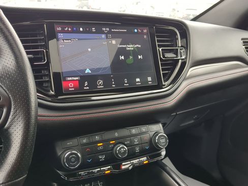 Used 2024 Dodge Durango GT image 23
