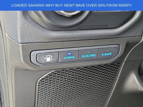 Used 2025 Jeep Wrangler Unlimited Sahara w/ Safety Group AWD/4WD image 26