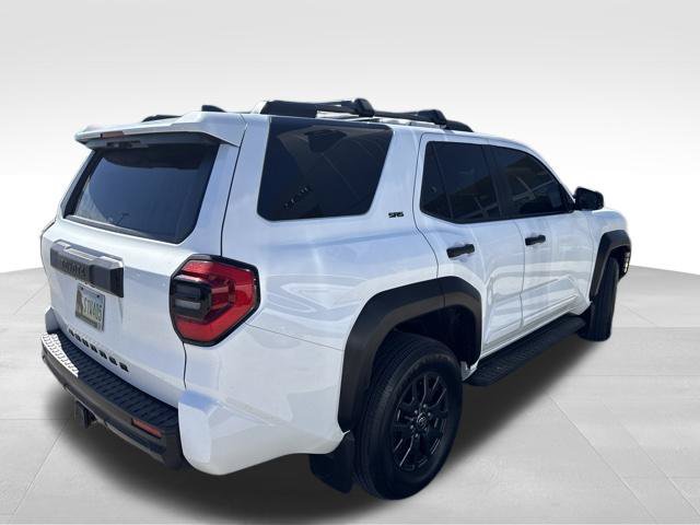 Used 2025 Toyota 4Runner SR5 AWD/4WD image 4