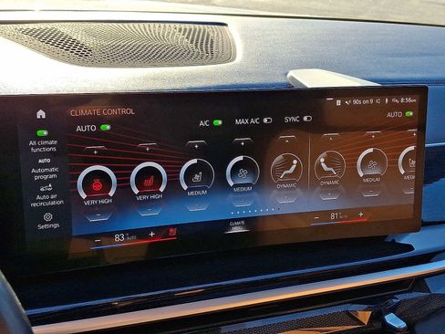 Certified 2023 BMW X7 xDrive40i w/ M Sport Package image 18