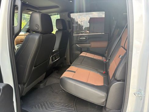 Used 2022 Chevrolet Silverado 3500 High Country w/ Z71 Off-Road Package AWD/4WD image 7